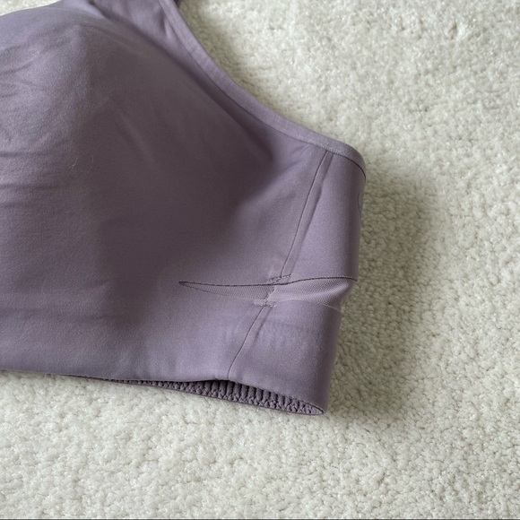 ✨HOST PICK✨Lululemon Swift Speed Bra High Support, A-E Cups Violet Verbena 40C - Picture 3 of 14